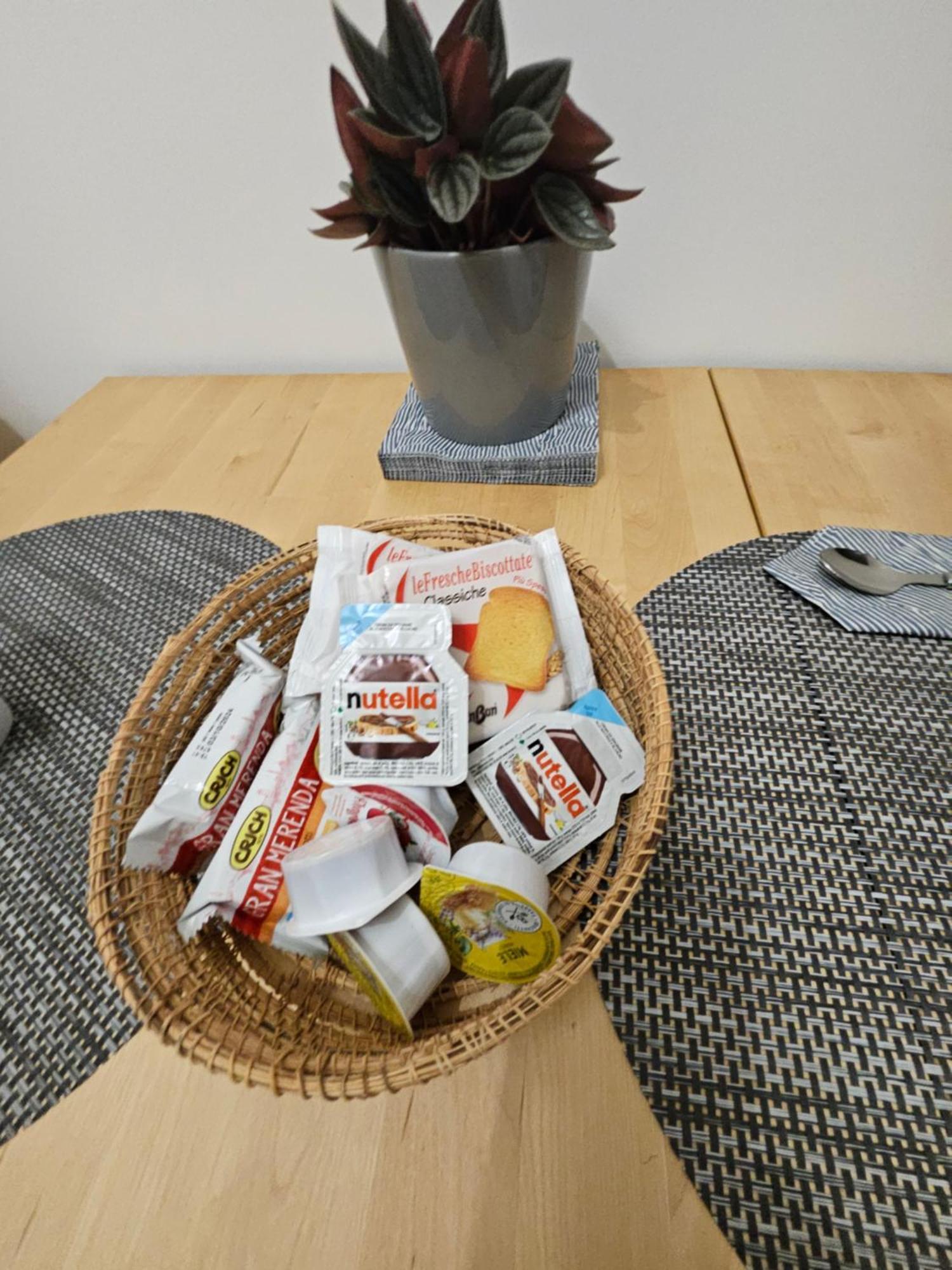 马里诺Divina House公寓 外观 照片